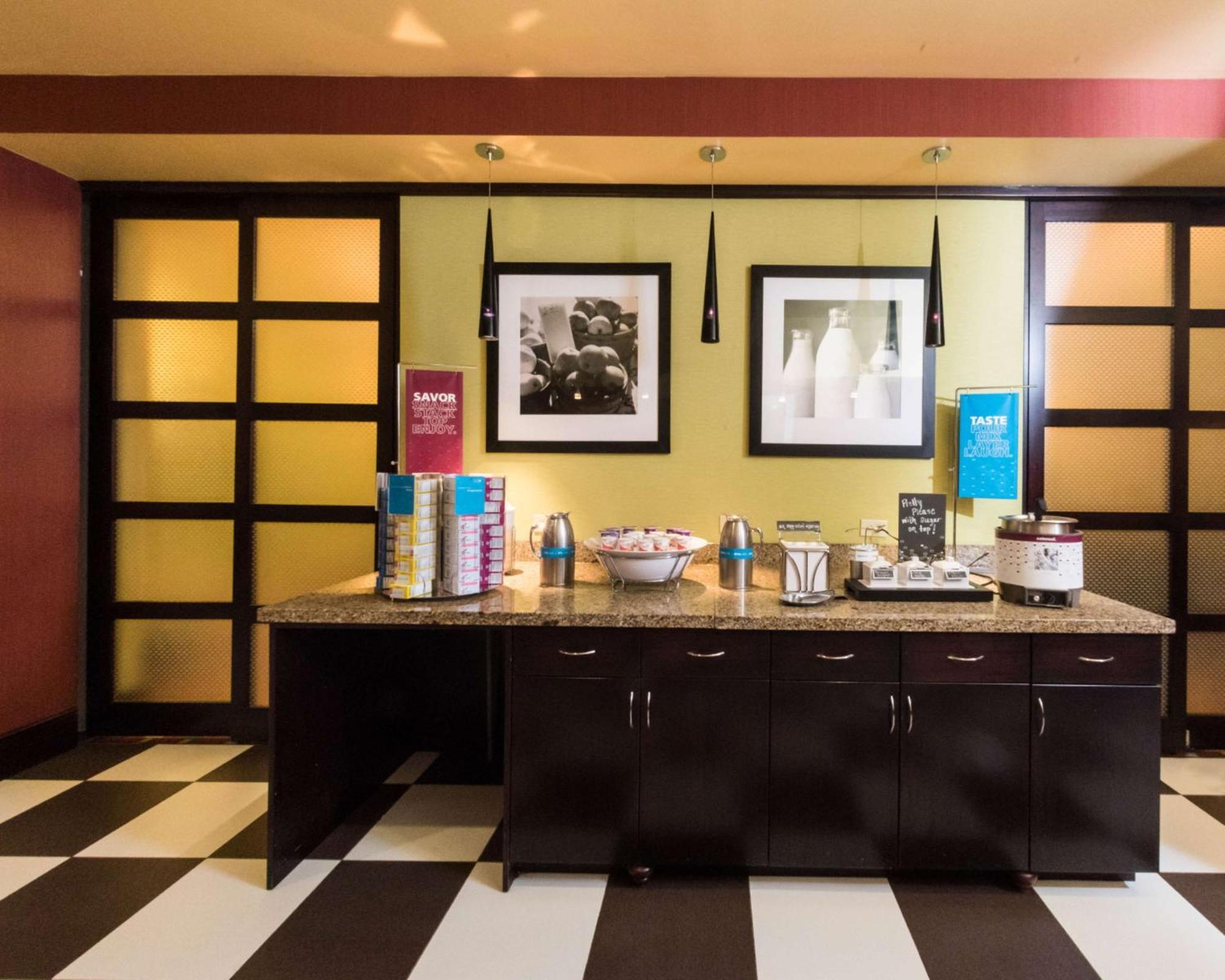 Hampton Inn And Suites Woodstock, Virginia Ngoại thất bức ảnh