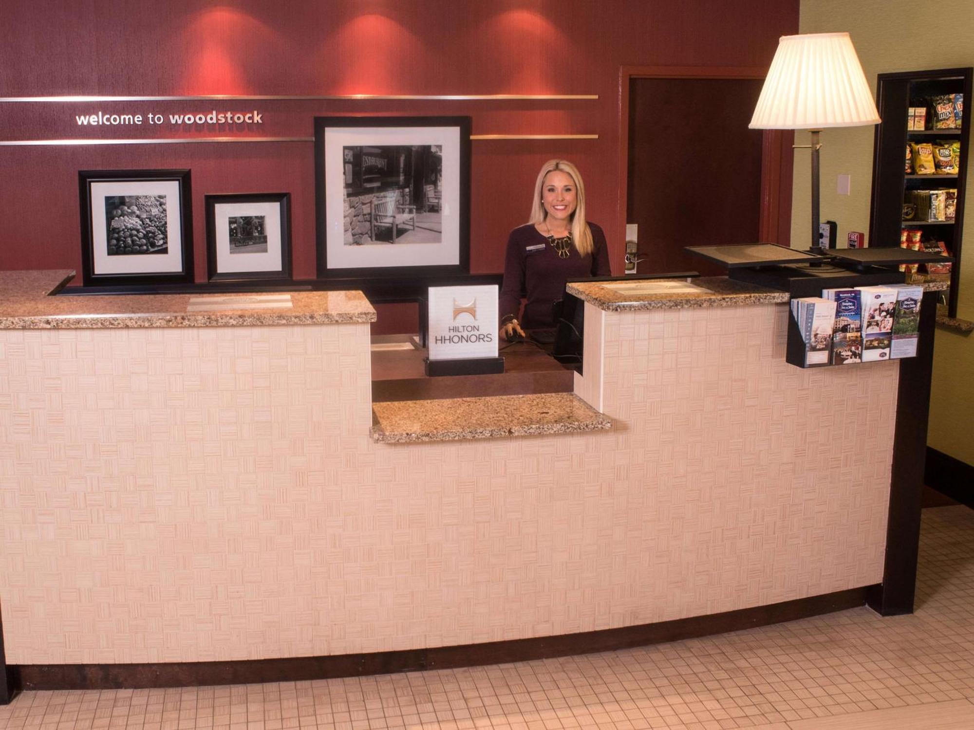 Hampton Inn And Suites Woodstock, Virginia Ngoại thất bức ảnh